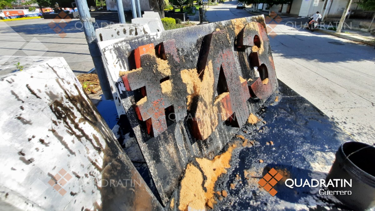 Vandalizan Antimonumento De Los De Ayotzinapa En Chilpancingo