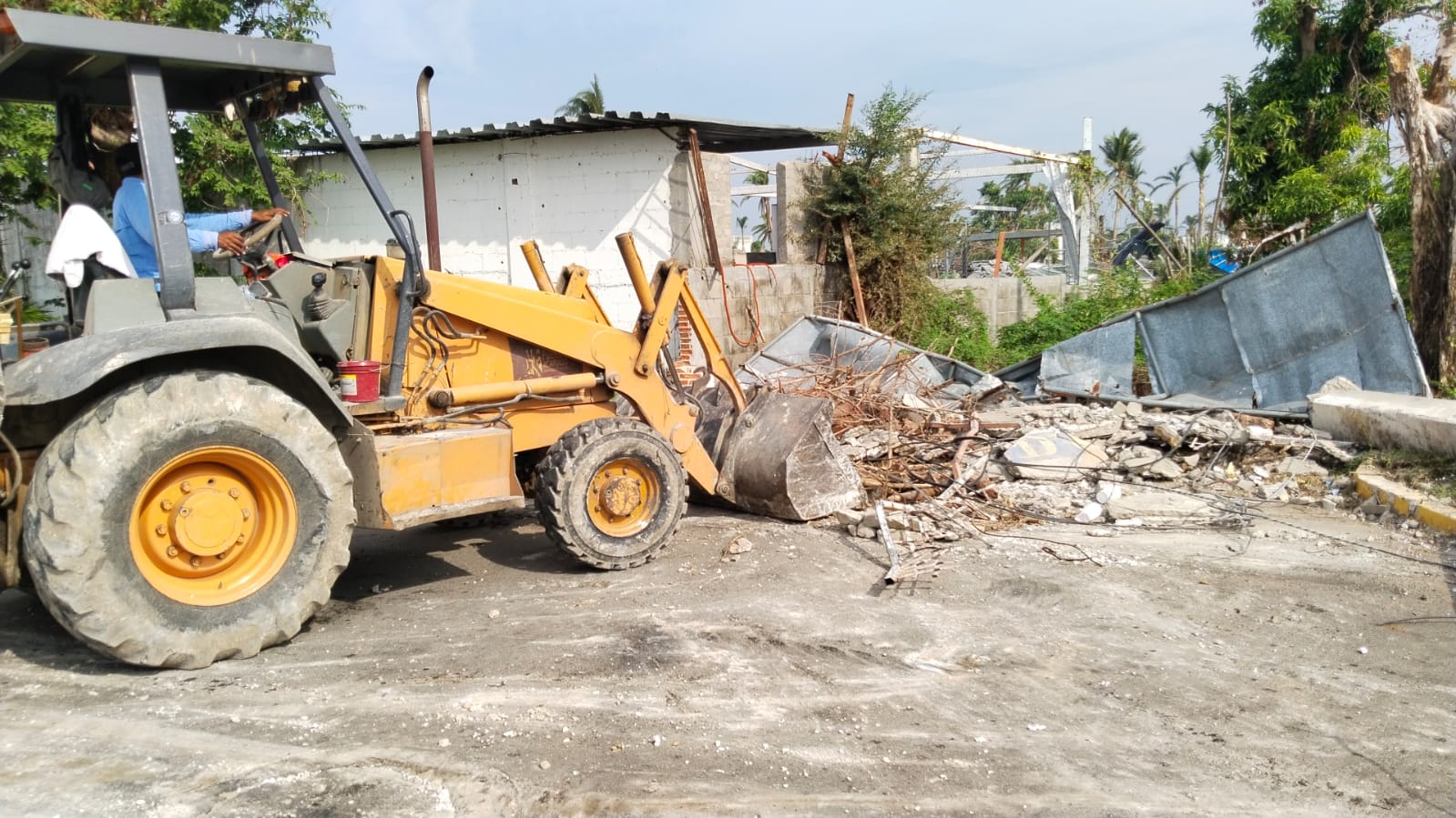 Refuerza Gobierno De Acapulco Labores De Limpieza En La Zona Diamante