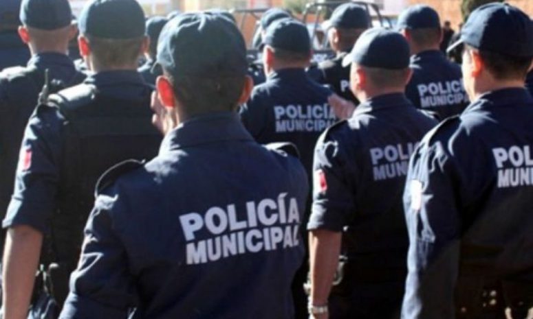 Policías de Pilcaya fueron hallados golpeados y atados en Taxco