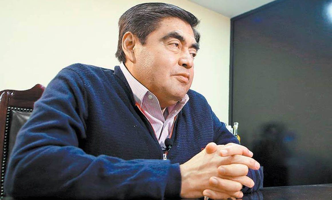 Muere el gobernador de Puebla, Miguel Barbosa