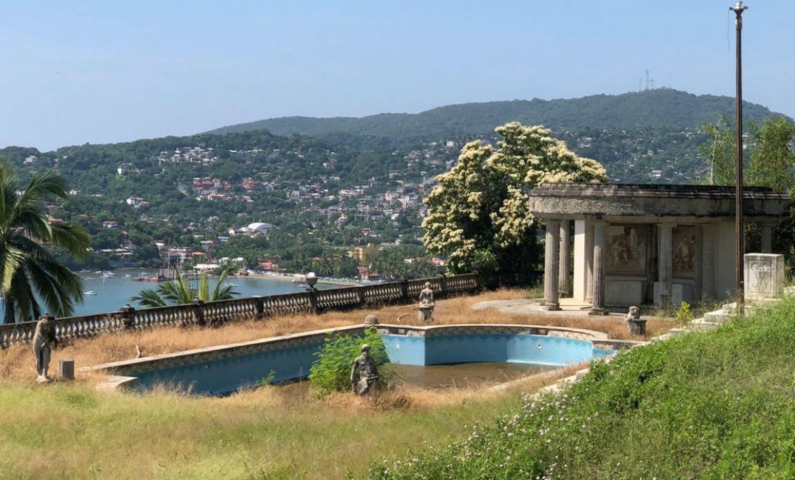 Impiden acceso de turistas a El Partenón de Zihuatanejo por remodelación