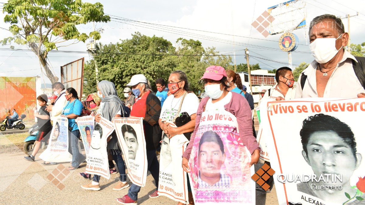 Reclaman Padres De Los 43 Poco Avance En Caso Ayotzinapa