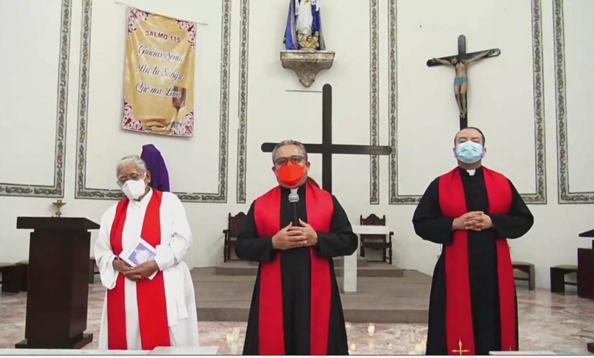 Dedican viacrucis al fin de la pandemia en Catedral de Chilpancingo