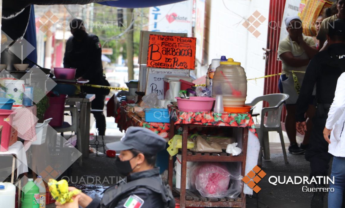 Asesinan a pareja de taqueros en el mercado de la Progreso de Acapulco