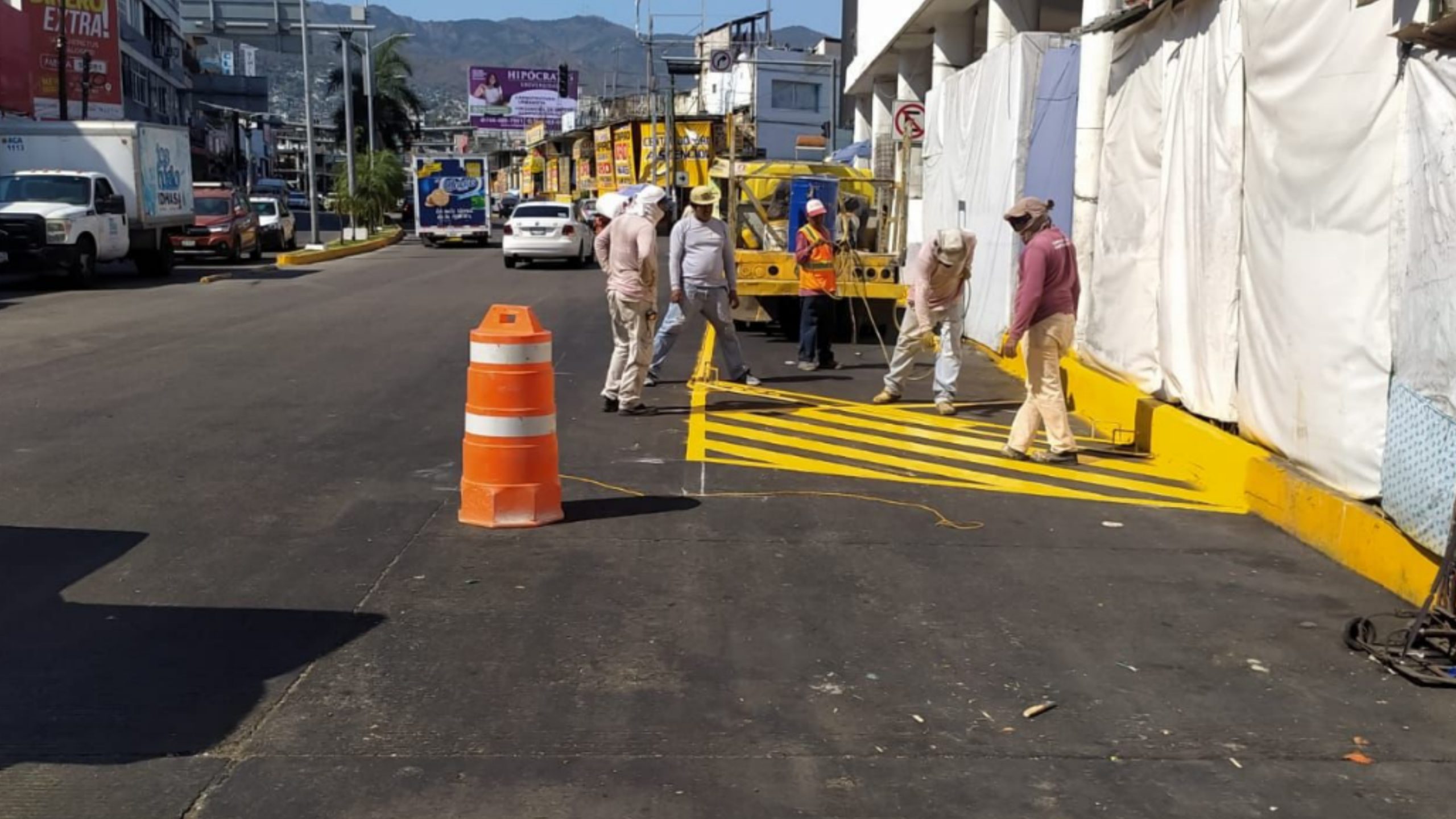 Habilita gobierno de Acapulco paradas de transporte público