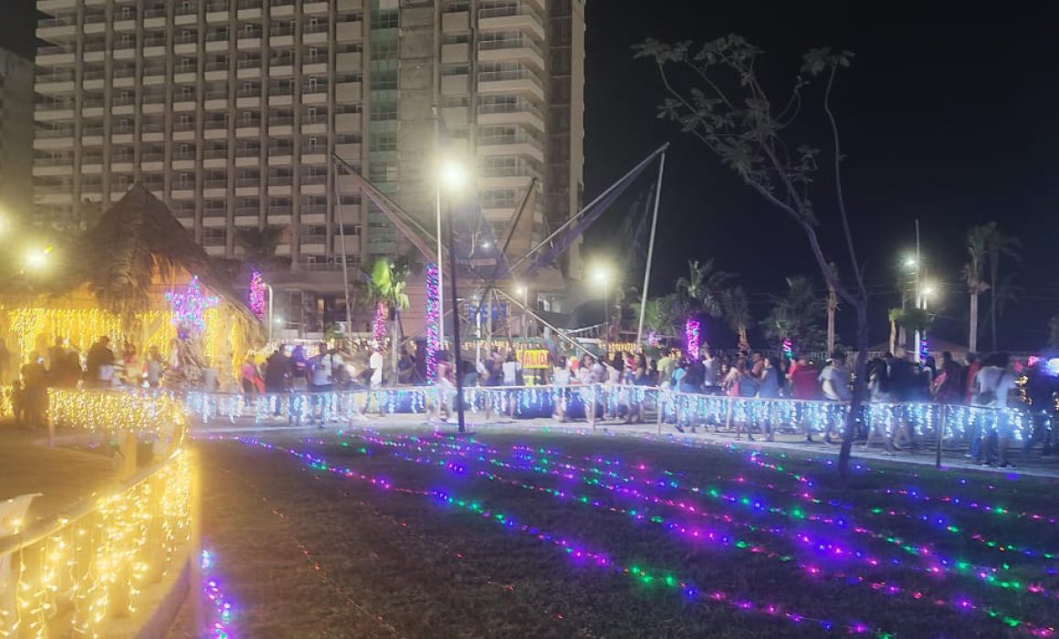 Acapulco: parque Papagayo invita a Gala de Pirotecnia en Villa Navideña