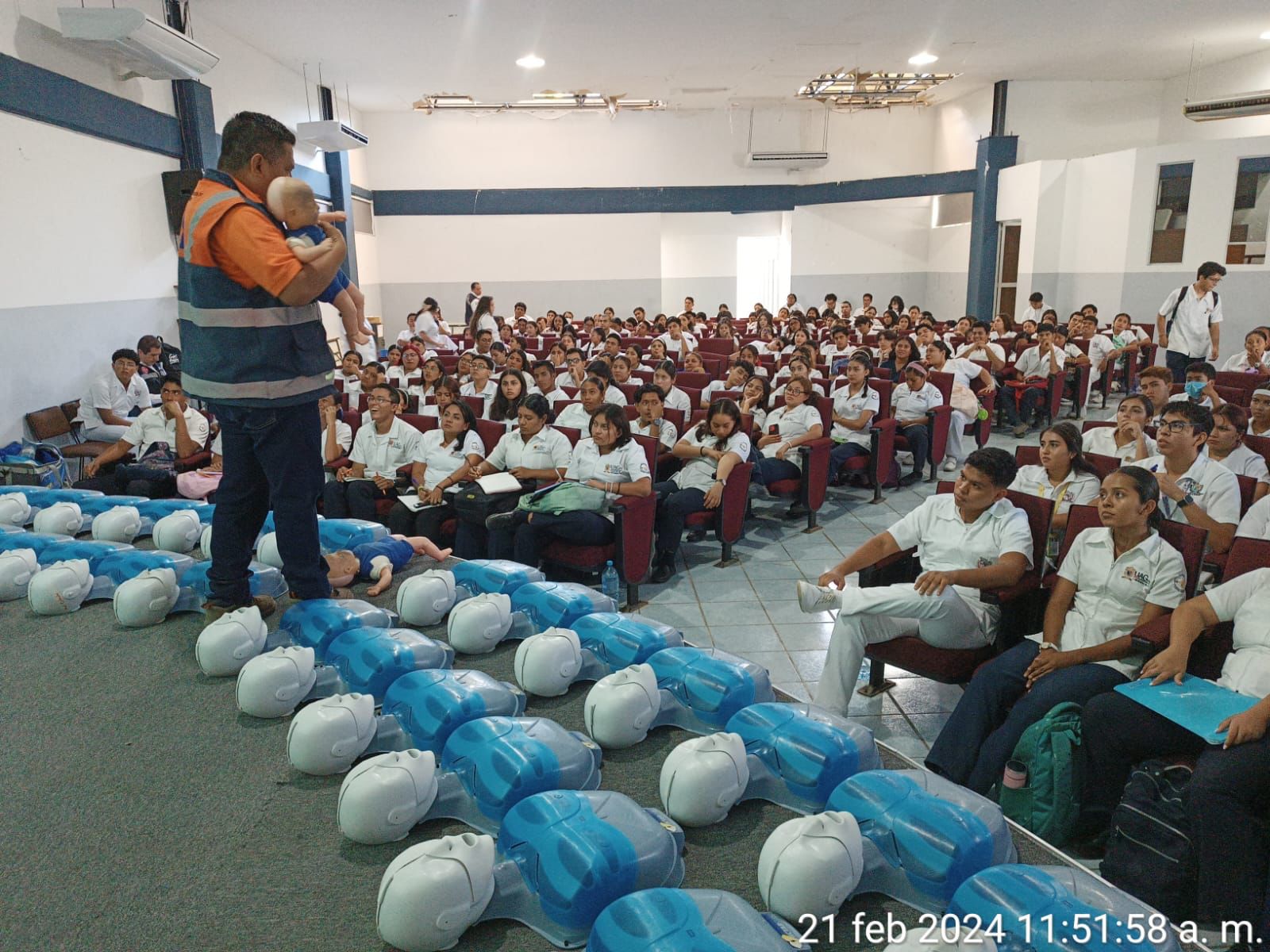 PC Guerrero capacita en primeros auxilios a 480 estudiantes de la Uagro