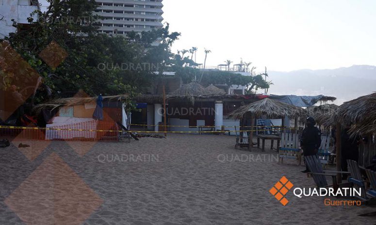 Hallan a 2 asesinados con torniquete en la playa Condesa de Acapulco