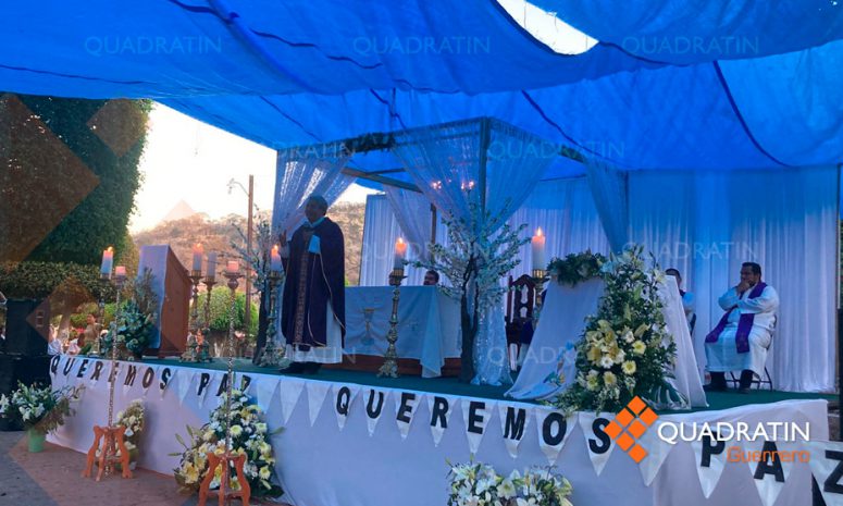 Celebran misa en Tlacotepec por la tregua del narco en Guerrero