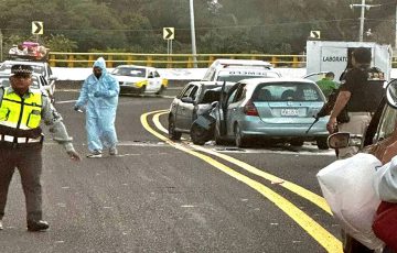 Choque deja un muerto y 4 heridos en la Acapulco-Zihuatanejo ...