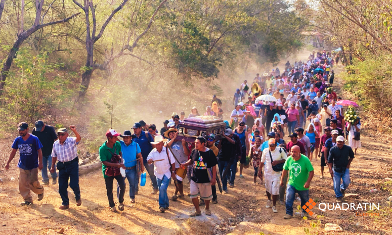 Sepultan a Marco Suástegui en Cacahuatepec, la tierra que defendió