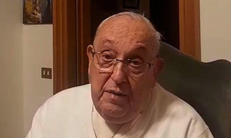 El video de Francisco a los jóvenes: “aprendan a escuchar a los demás”