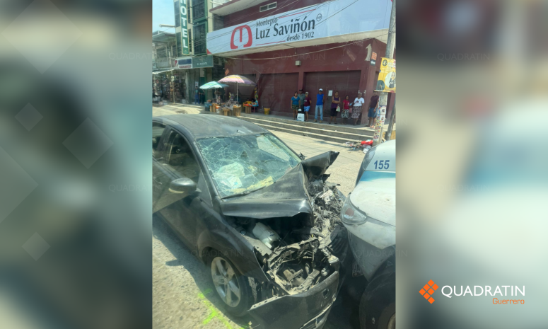 Chocan auto y camión en Coyuca de Benítez; 4 lesionados, 2 de ellos niños