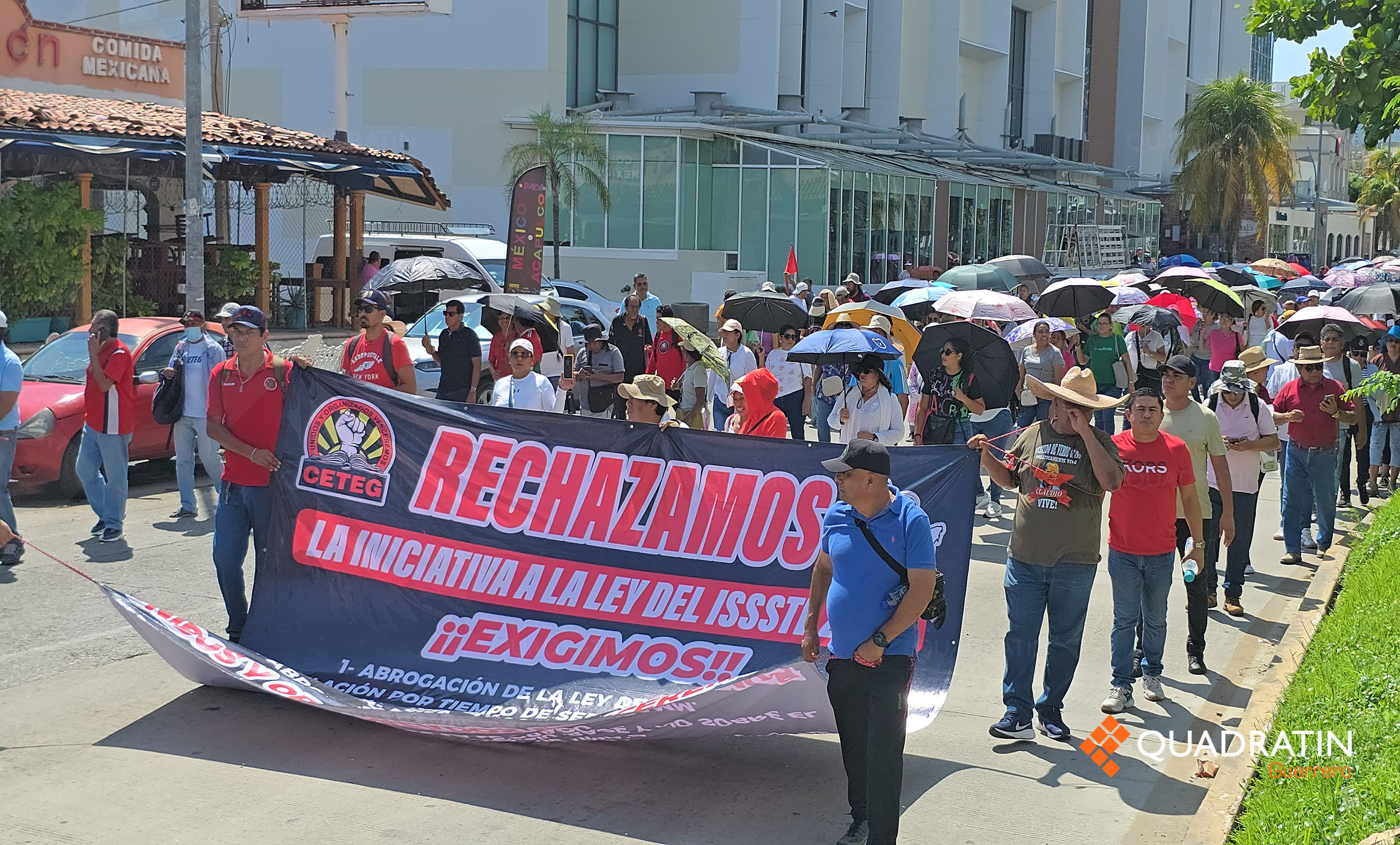 Marcha CETEG en la Costera de Acapulco y amaga con plantón - Quadratín ...