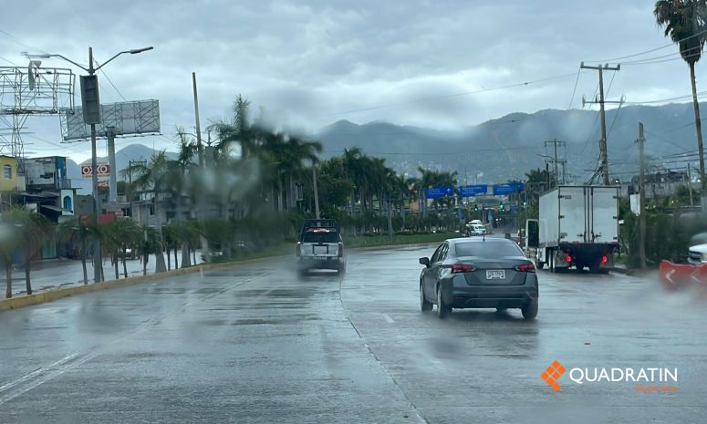 Escasa movilidad en zona suburbana de Acapulco ante lluvia por Erick