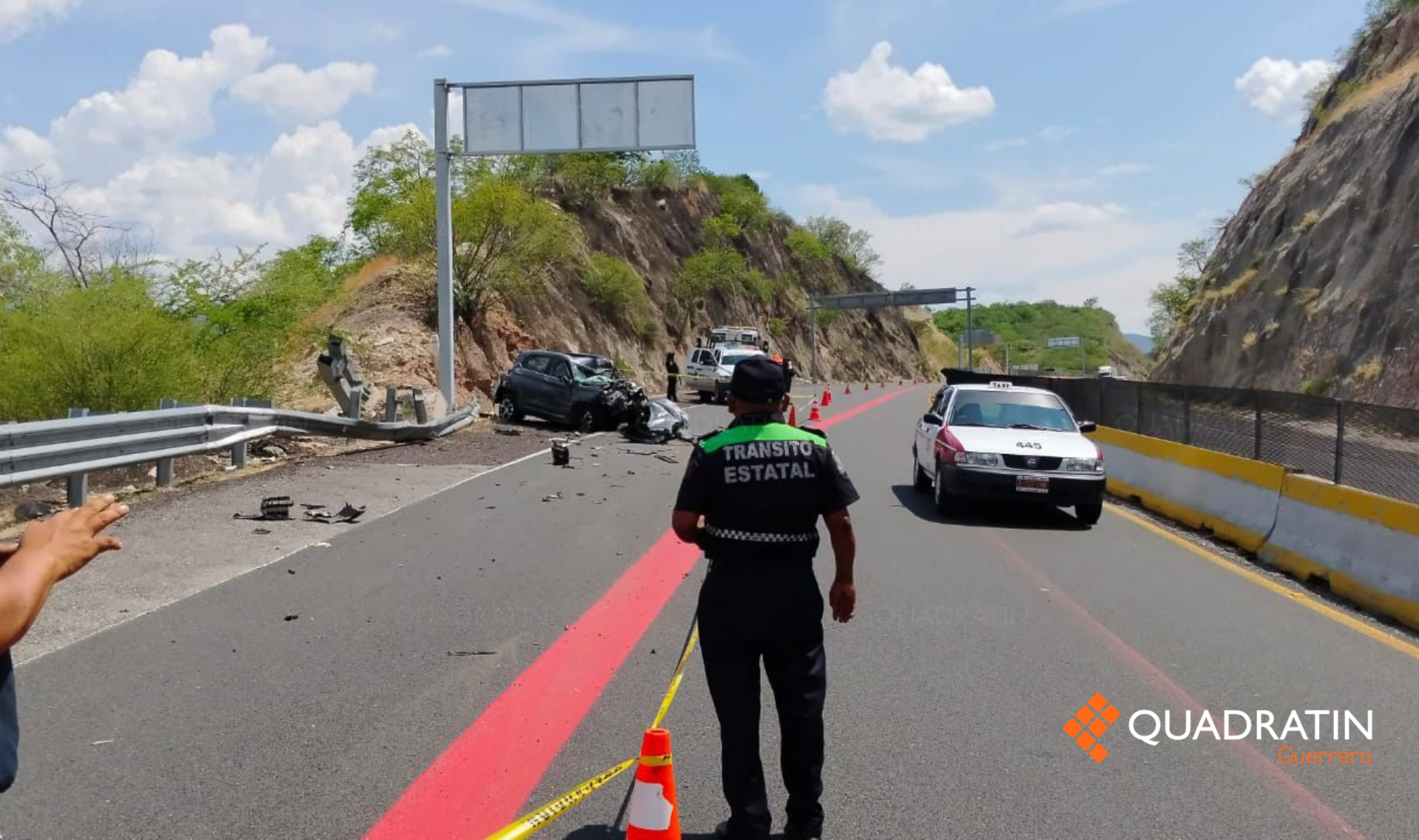Muere hombre prensado en choque automovilistico en la Autopista del Sol ...