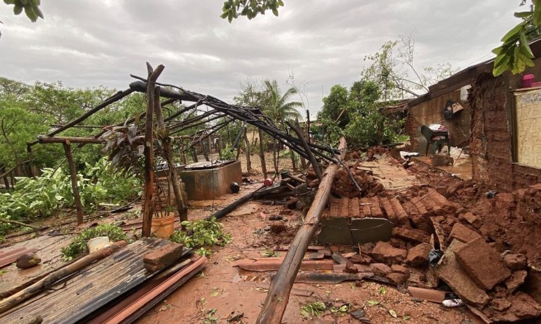 Aumentan a 508 las casas afectadas por el huracán Erick en Guerrero