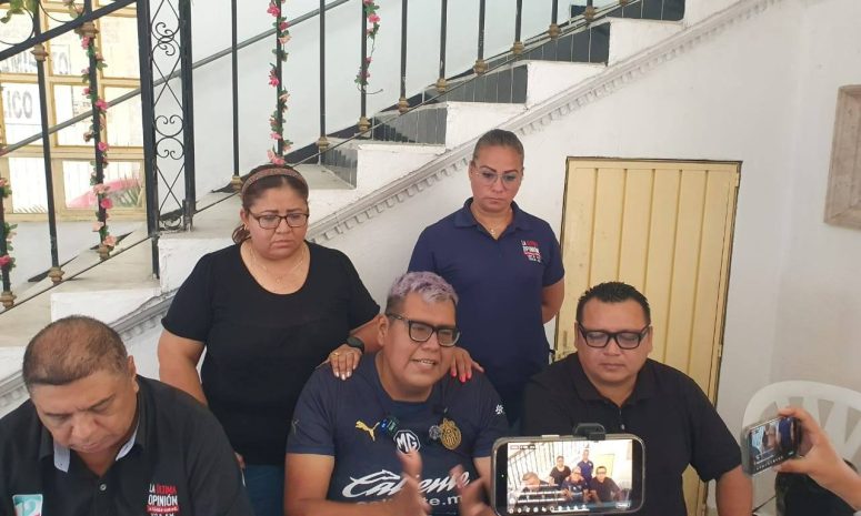 Liberan a exfuncionario y administrador de página de Facebook de Iguala