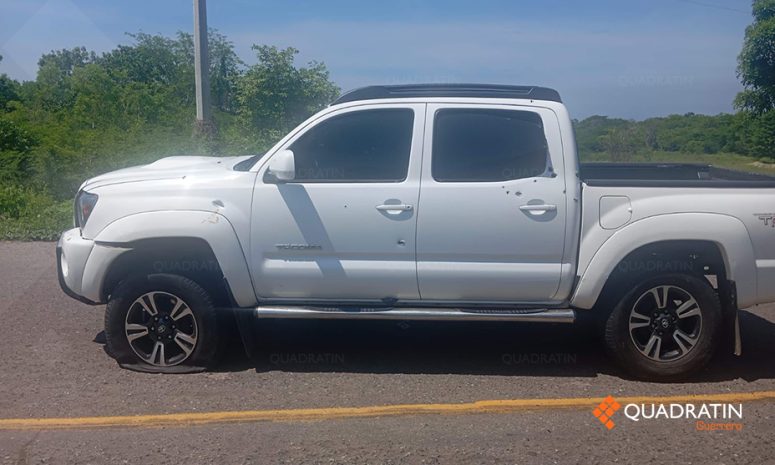 Intento de asalto a camioneta deja a una herida de Michoacán en La Unión