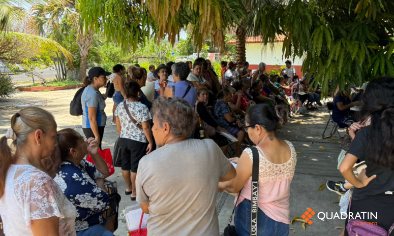 Reclaman en Zihuatanejo falta de fichas en Pensión Mujeres Bienestar