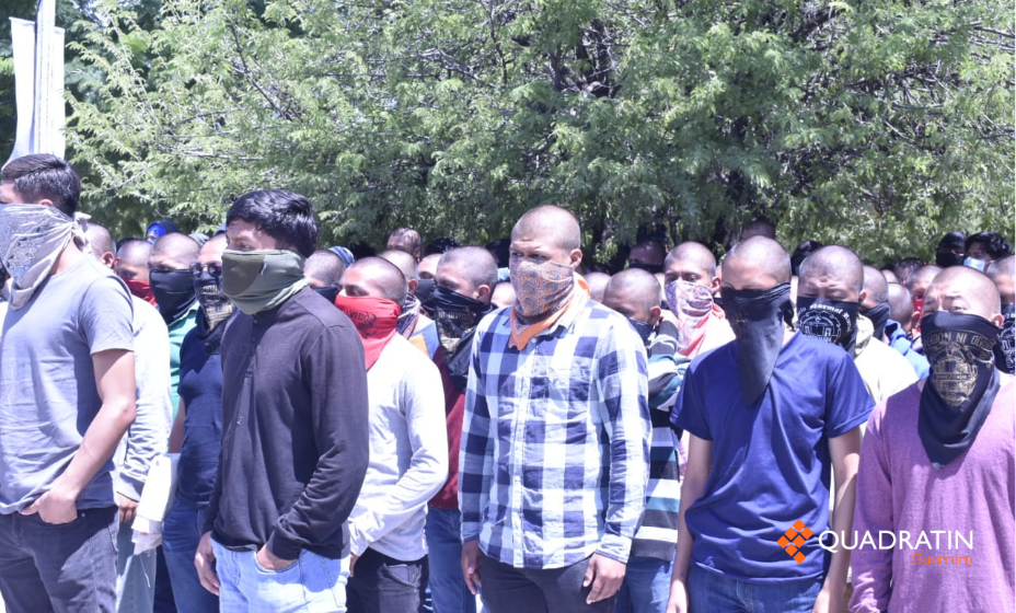 Protegió AMLO a Peña Nieto en Ayotzinapa, acusan padres de los 43 ...