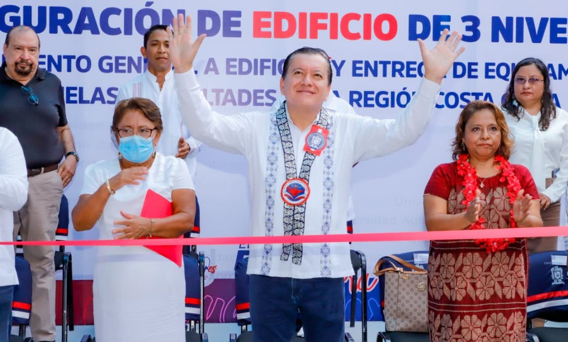 Inaugura Javier Saldaña edificio en la Escuela Superior de Enfermaría ...