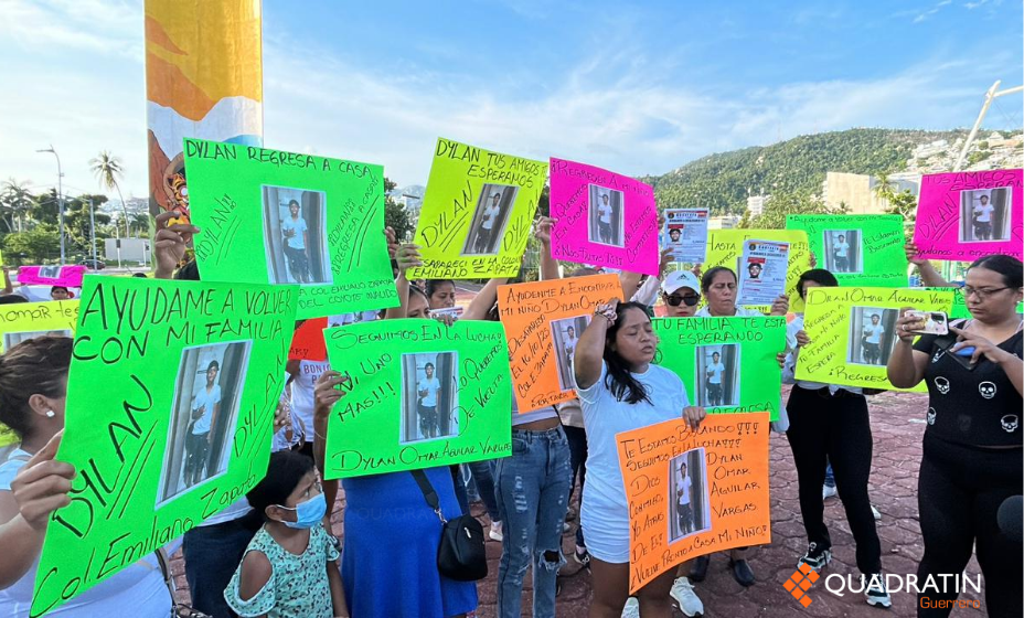 Marchan en la Costera de Acapulco por adolescente desaparecido ...