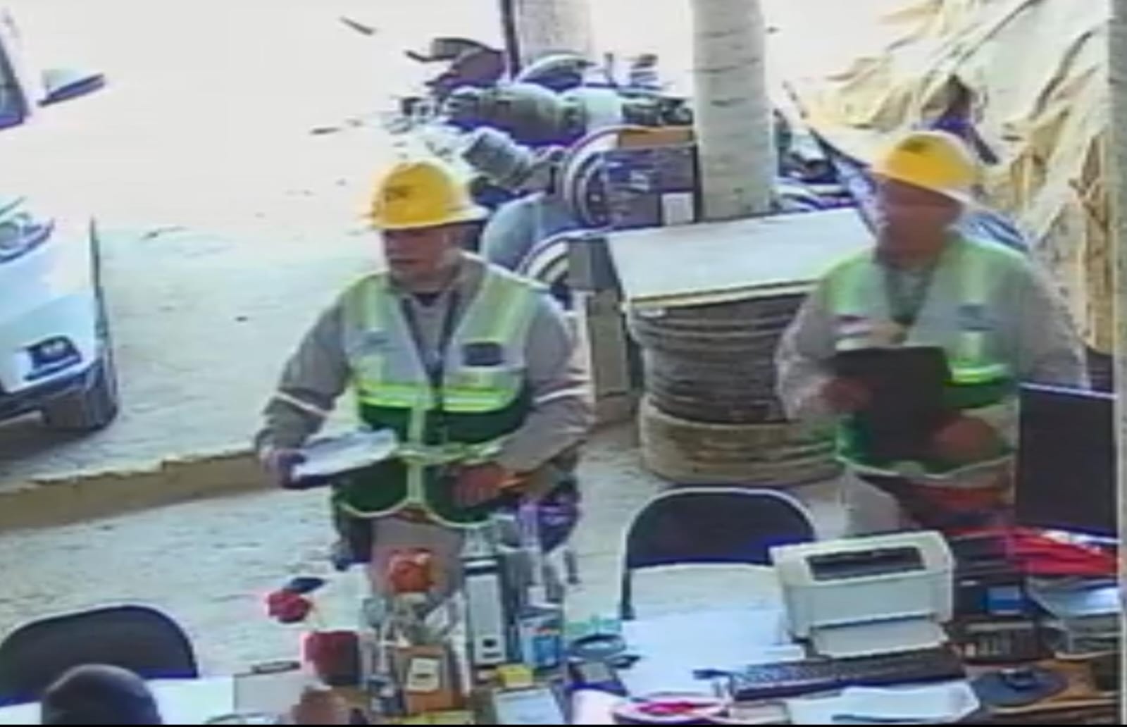 Acusan extorsiones de supuestos trabajadores de CFE a colonos en ...