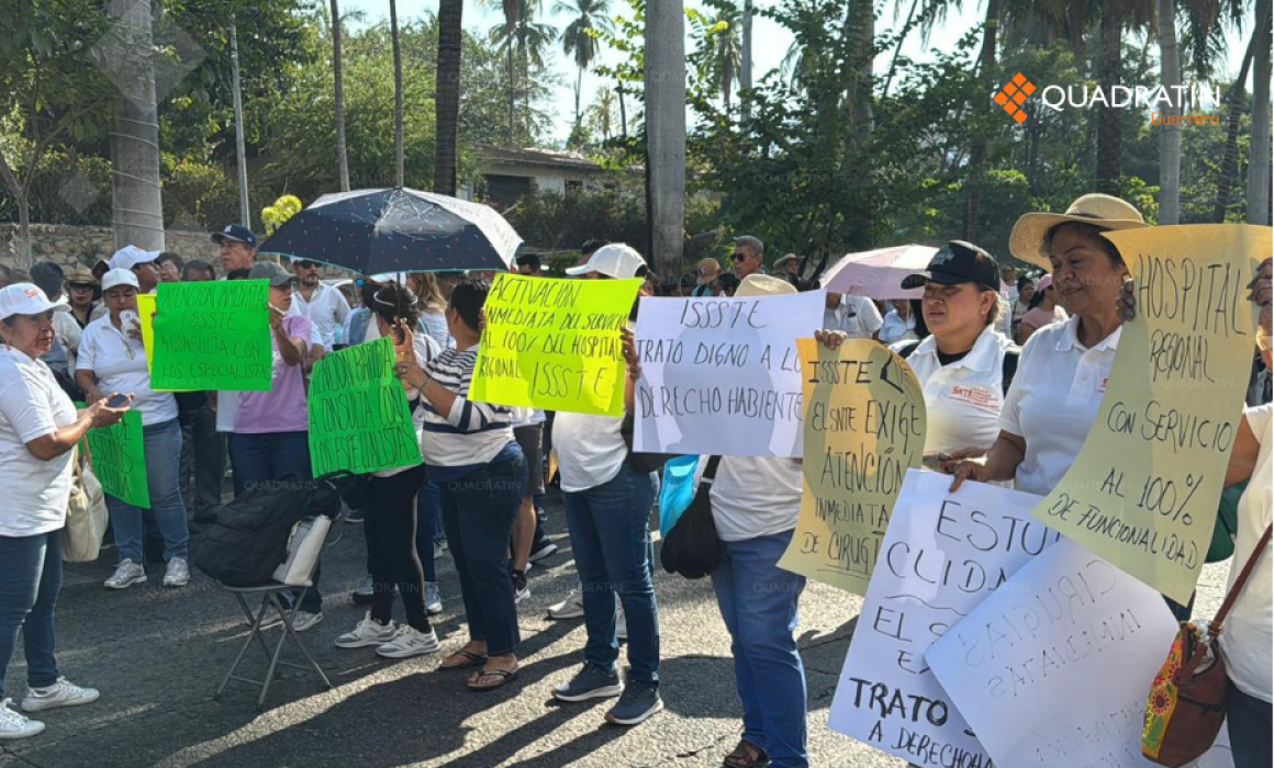 Bloquean maestros del SNTE en Acapulco para exigir mejoras en el ISSSTE ...