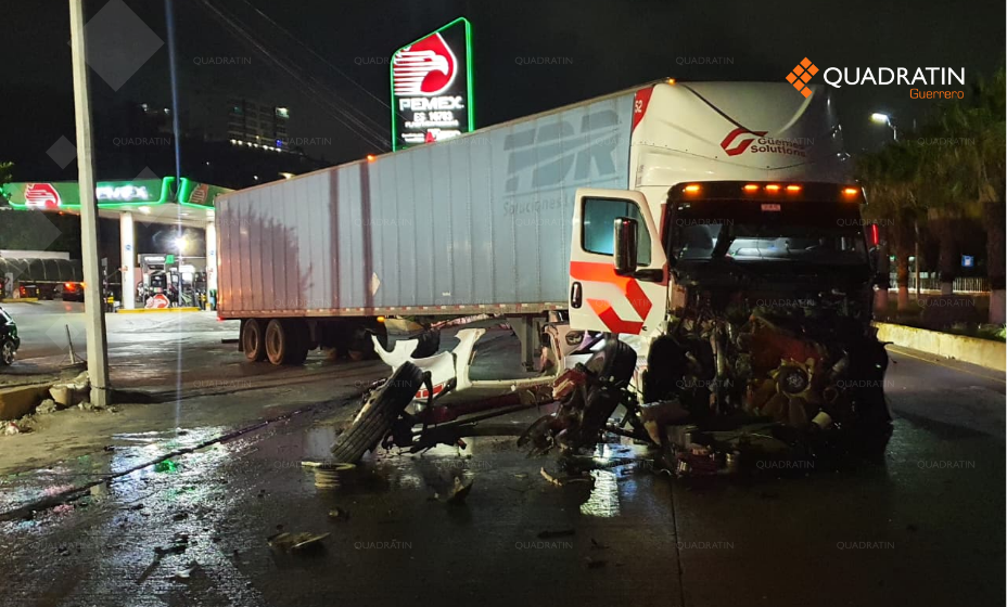 Deja choque entre tráiler y auto 3 lesionados en Chilpancingo ...