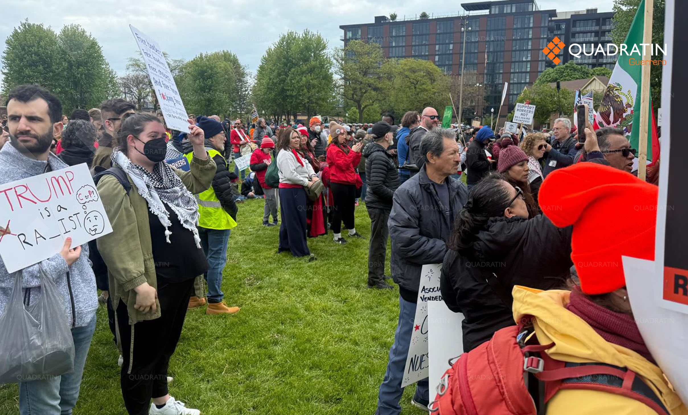 Marchan más de 3 mil mexicanos en Chicago por el Día del Trabajo ...