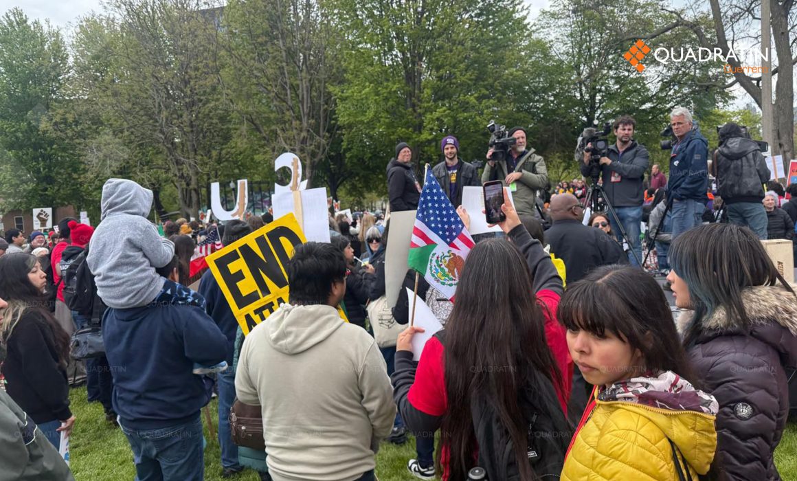 Marchan más de 3 mil mexicanos en Chicago por el Día del Trabajo ...
