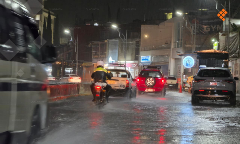 Intensa lluvia y ráfagas de viento en Chilpancingo 