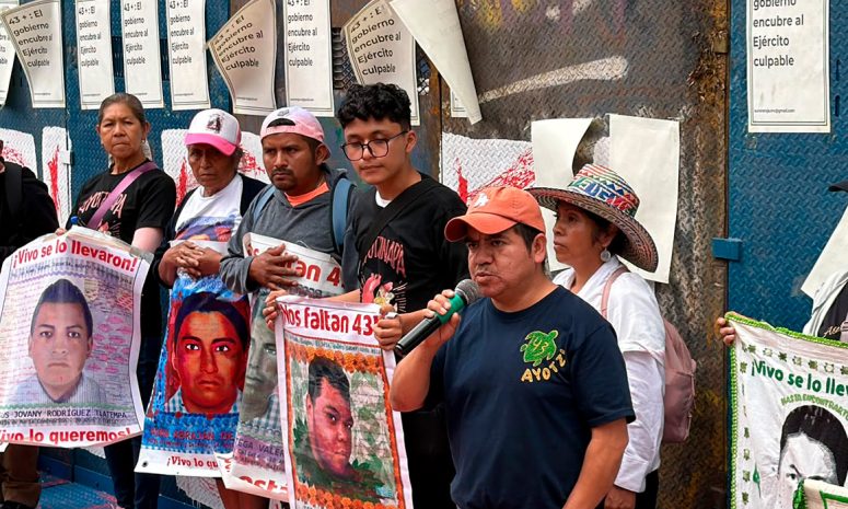 SCJN se compromete a analizar expediente de caso Ayotzinapa: padres de 43