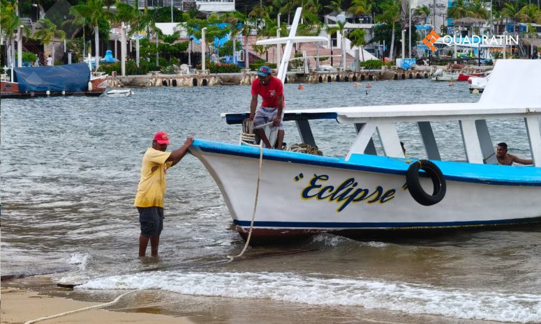 Cierran puertos de Acapulco y Puerto Marqués por la tormenta Vance