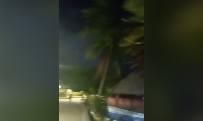 Ráfagas de viento por tormenta Rachel azotan a Zihuatanejo