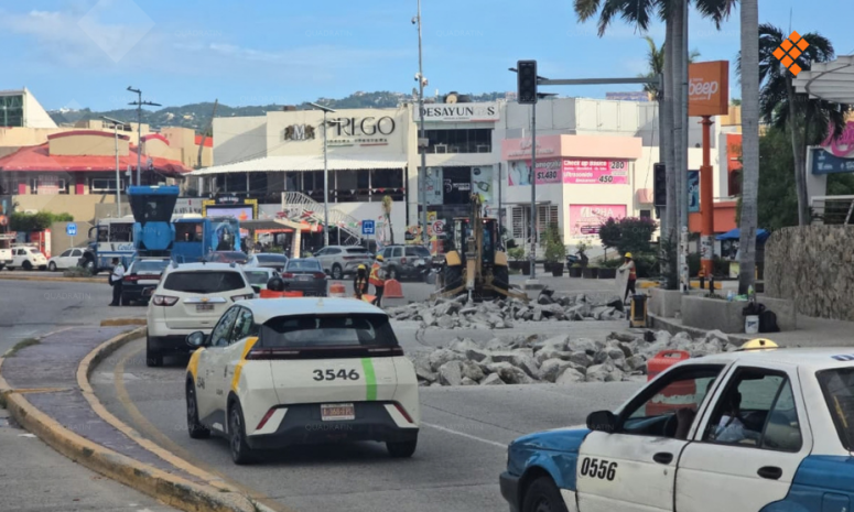 Regresa el caos vial a la Costera de Acapulco por obra de Fonatur 