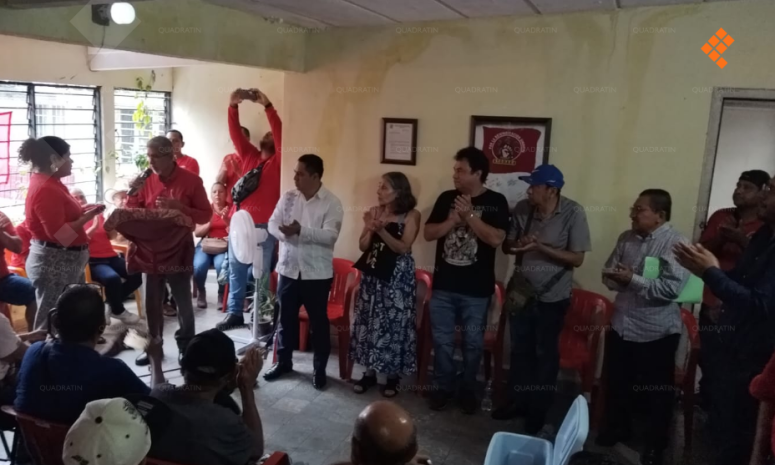 Presenta periodista libro sobre la lucha revolucionaria en Guerrero