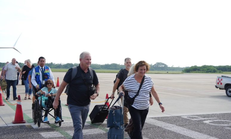 Prevé alcaldesa récord de pasajeros vía aérea en Ixtapa-Zihuatanejo