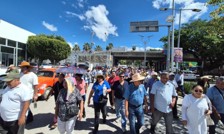 Protestan campesinos en Guerrero; exigen declarar desastre por sequía