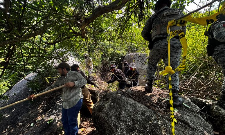 Reinician búsqueda de restos de Jhonatan, desaparecido en Acapulco